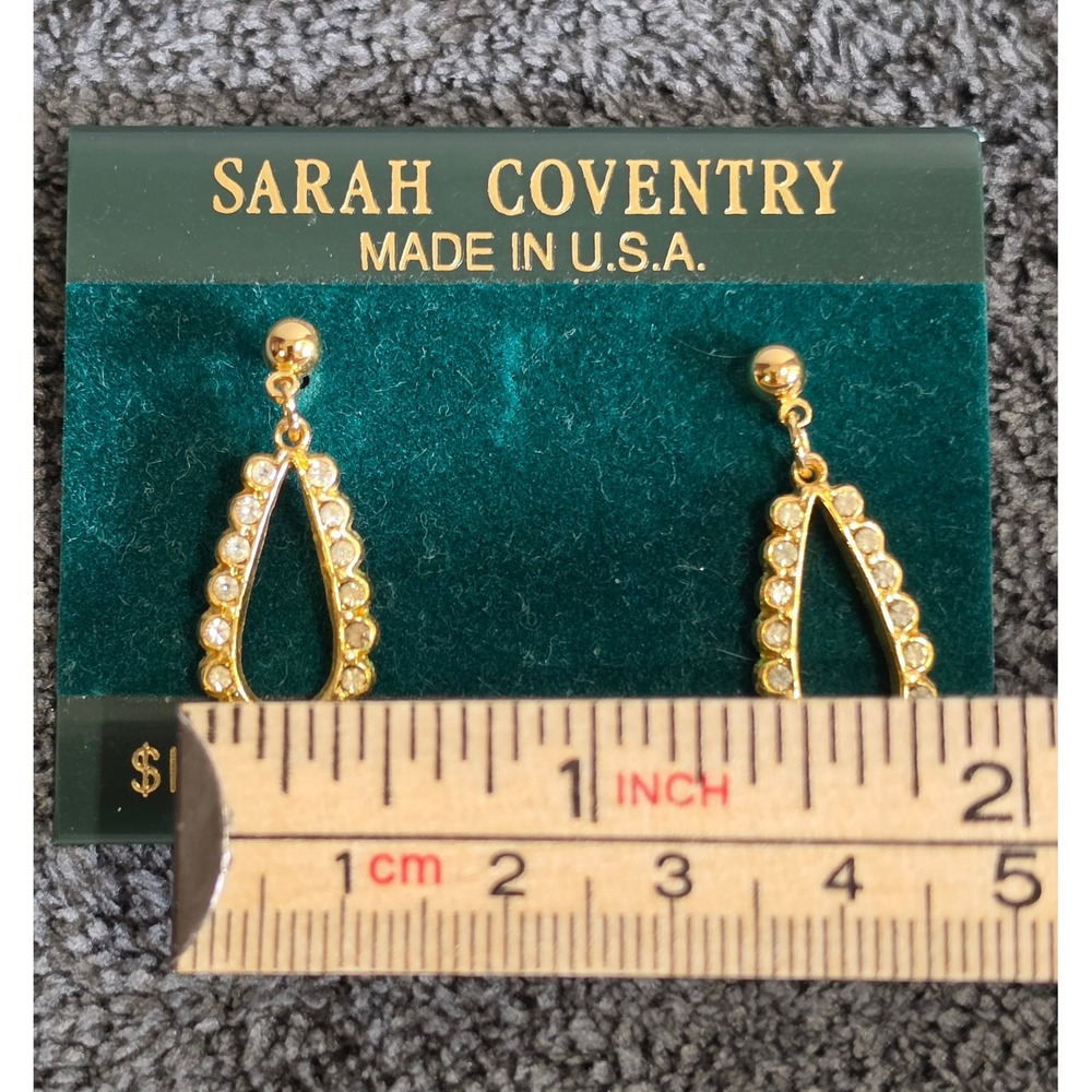 Vtg Sarah Coventry Gold Tone Rhinestone Teardrop Drop Earrings Surgical‎ Steel - Picture 5 of 5